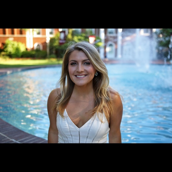 Meet your Posher, Lizzy - Picture 1 of 1